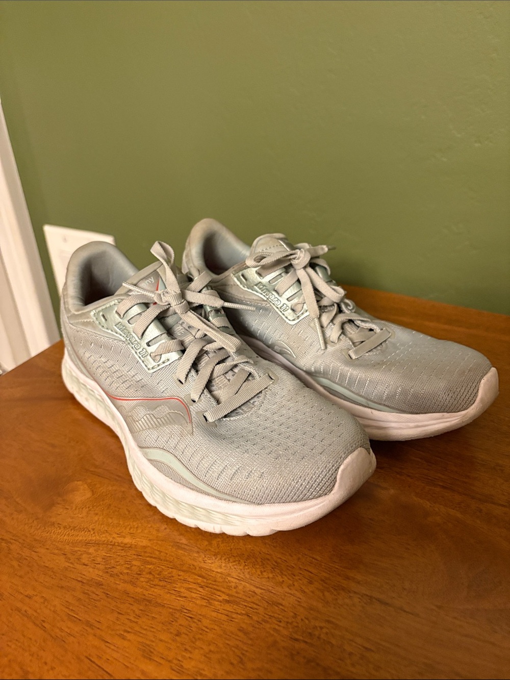 Saucony Women's Athletic Running Shoes in Light Jade